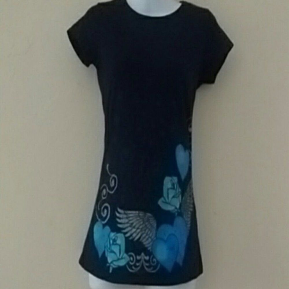 3 For $12 Sale! My Heart Has Wings Graphic Tee